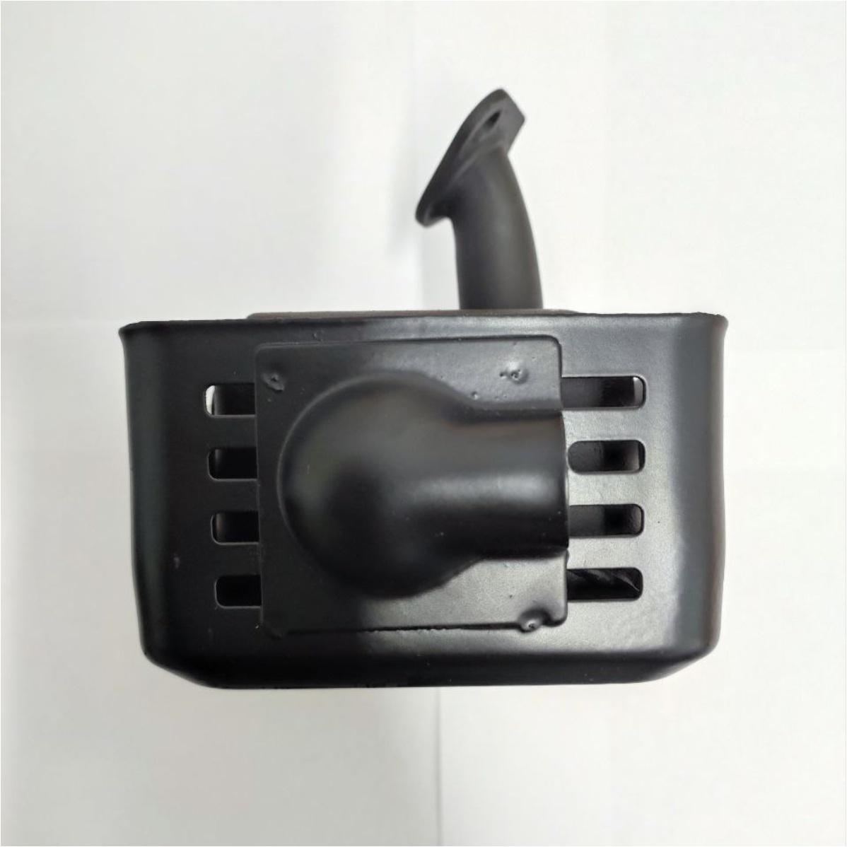 Глушитель в сборе с защитным кожухом для СНУБ, БМП, МК, БШН с Дв.168F, 170F 1